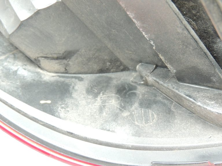 Opel Corsa D 5 durvju hečbeks aizmugurējais labais aizmugurējais lukturis 93190950