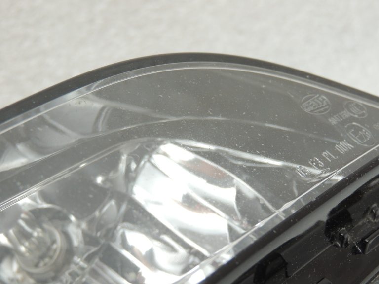 Seat Leon III 5F priekšējais kreisais miglas lukturis 6J9941701A Priekšējais kreisais miglas lukturis