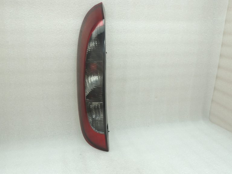 Opel Corsa C Hečbeks Aizmugurējais lukturis aizmugurējais kreisais 9196363 Aizmugurējais lukturis aizmugurējais kreisais