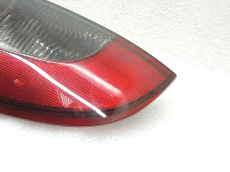 Opel Corsa C Hečbeks Aizmugurējais lukturis aizmugurējais kreisais 9196363 Aizmugurējais lukturis aizmugurējais kreisais