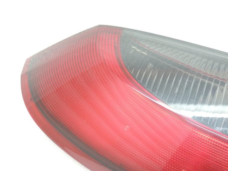 Opel Corsa C Hečbeks Aizmugurējais lukturis aizmugurējais kreisais 9196363 Aizmugurējais lukturis aizmugurējais kreisais