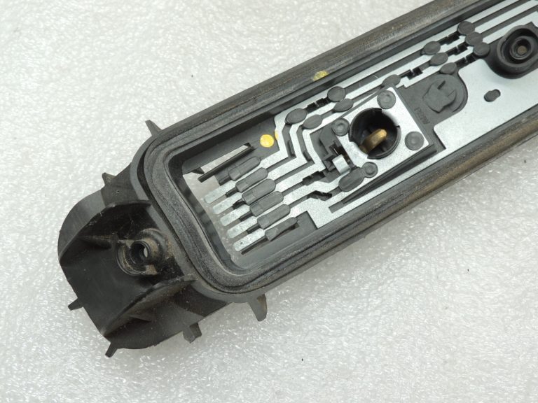 Opel Corsa C 5 durvju hečbeks aizmugurējais kreisais aizmugurējais lukturis 9196365
