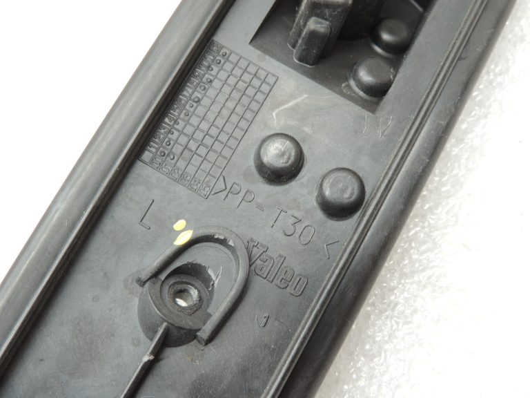 Opel Corsa C 5 durvju hečbeks aizmugurējais kreisais aizmugurējais lukturis 9196365