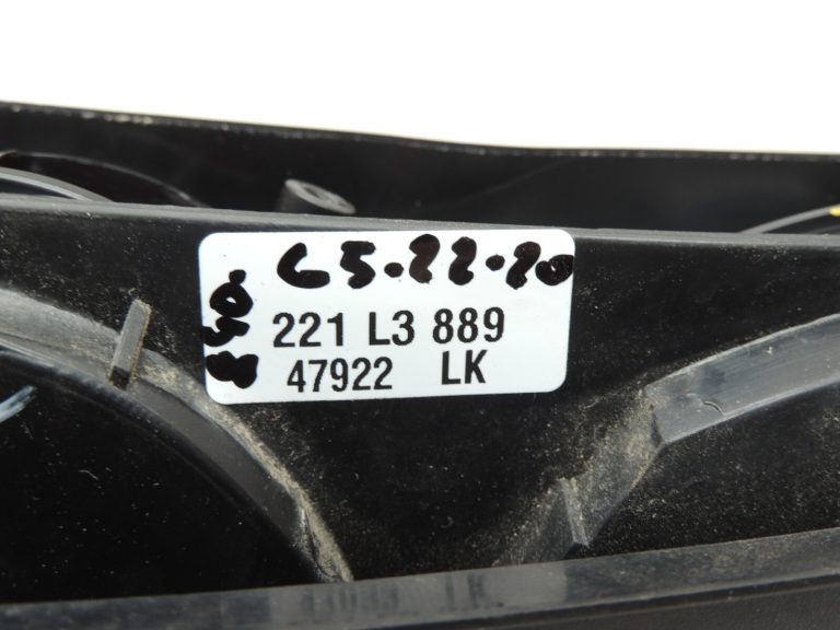 Opel Meriva A Aizmugurējais lukturis Aizmugurējais lukturis Labais 13203392