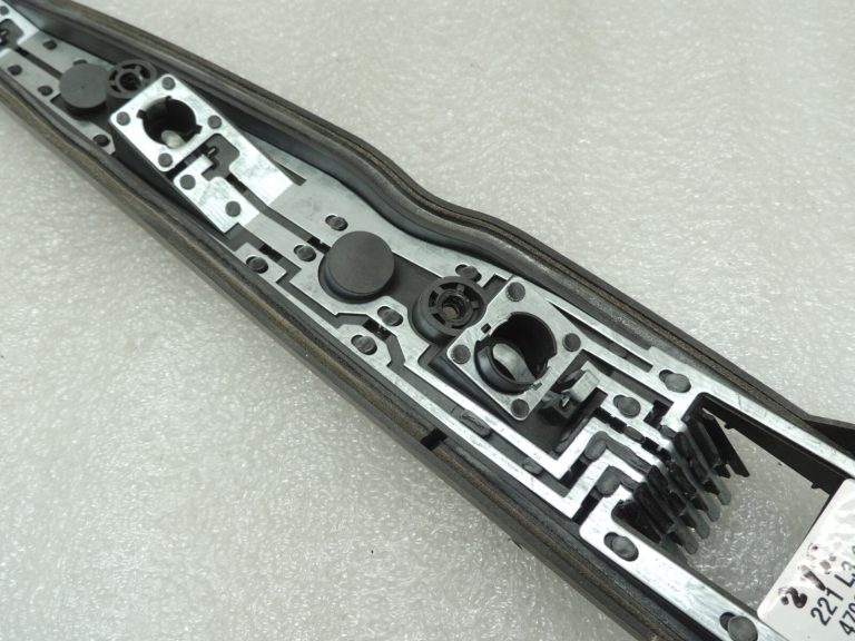 Opel Meriva A Aizmugurējais lukturis Aizmugurējā luktura turētājs pa labi 93176393