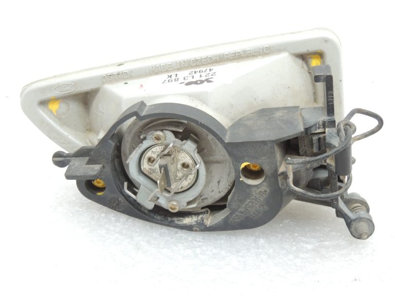 Ford Focus I MK1 1998-2001 Priekšējais kreisais miglas lukturis 2M5515K274AA