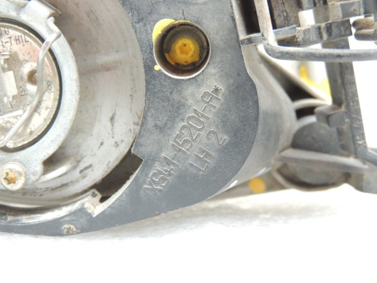 Ford Focus I MK1 1998-2001 Priekšējais kreisais miglas lukturis 2M5515K274AA