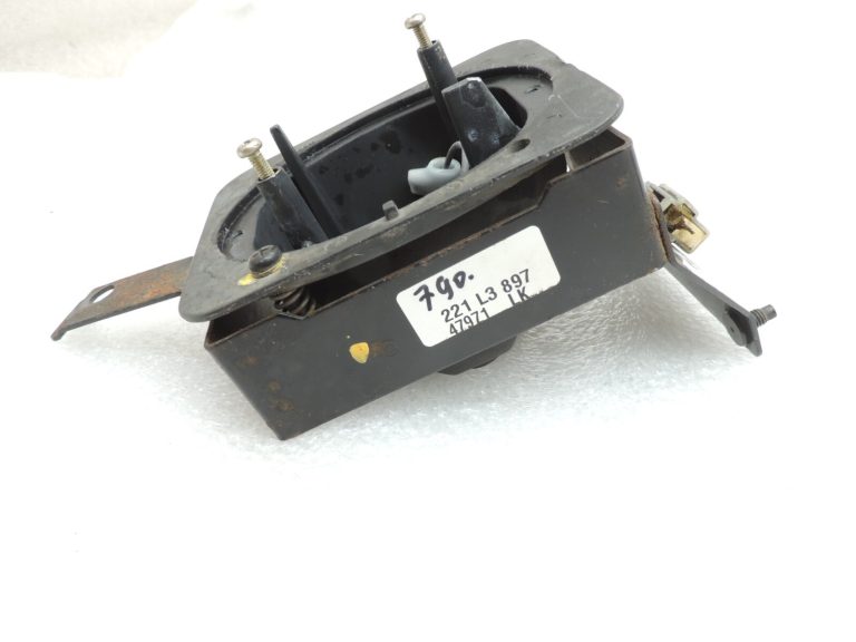 Mitsubishi Lancer CB priekšējā kreisā miglas luktura rezerves daļas MB912307