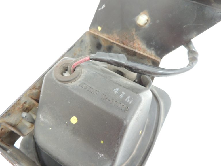 Mitsubishi Lancer CB priekšējā kreisā miglas luktura rezerves daļas MB912307