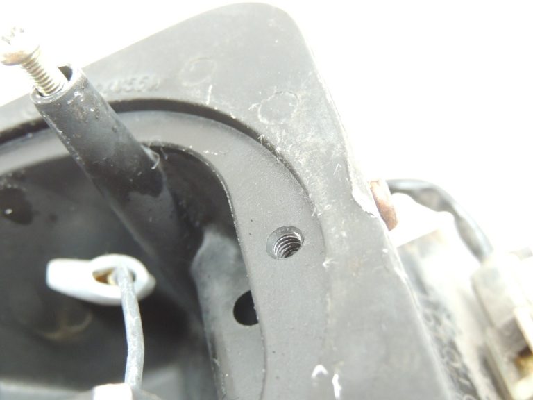 Mitsubishi Lancer CB priekšējā kreisā miglas luktura rezerves daļas MB912307