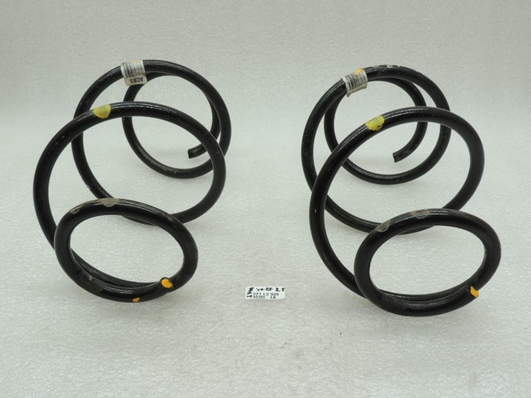OE Opel Insignia B piekares atsperu komplekts ACBS priekšējais komplekts 84377766 Priekšējo atsperu komplekts