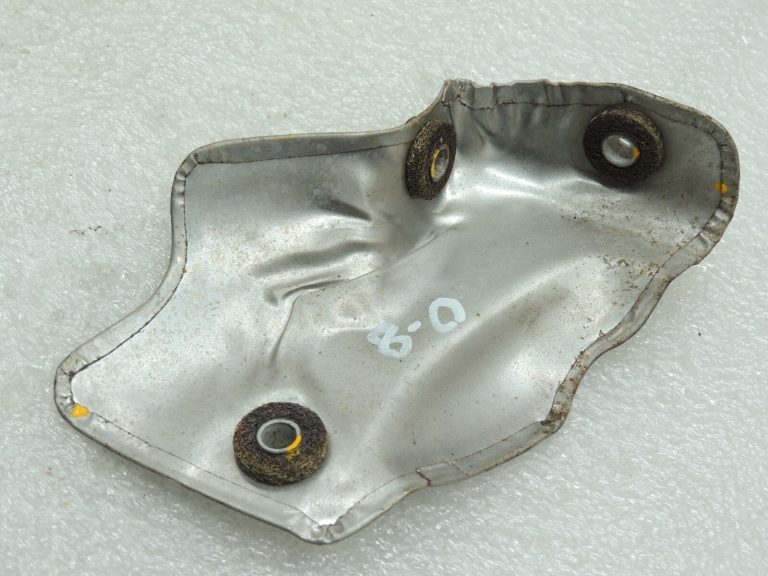 Opel Insignia B 1.5i Turbo benzīns D15SFL Katalizatora augšējais siltuma vairogs 12660451