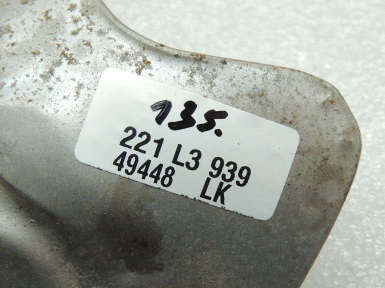 Opel Insignia B 1.5i Turbo benzīns D15SFL Katalizatora augšējais siltuma vairogs 12660451