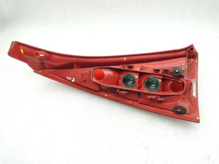 Citroen C3 XTR aizmugurējais labais aizmugurējais lukturis 6351Q3