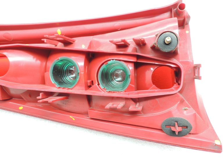 Citroen C3 XTR aizmugurējais labais aizmugurējais lukturis 6351Q3