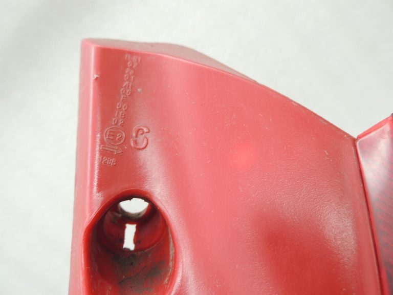 Citroen C3 XTR aizmugurējais labais aizmugurējais lukturis 6351Q3