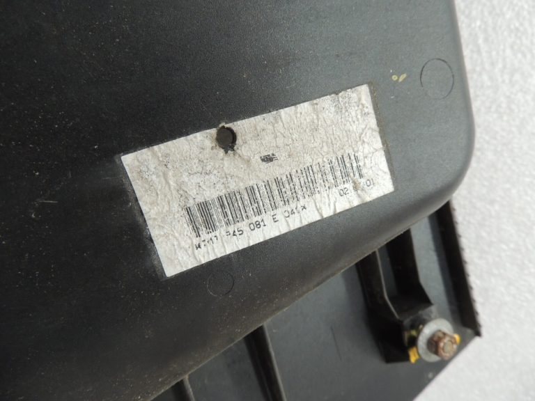 SEAT Alhambra 7M aizmugurējo durvju apdares panelis 7M7945255D