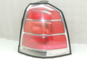 Opel Zafira B Aizmugurējais labais aizmugurējais lukturis 93190793