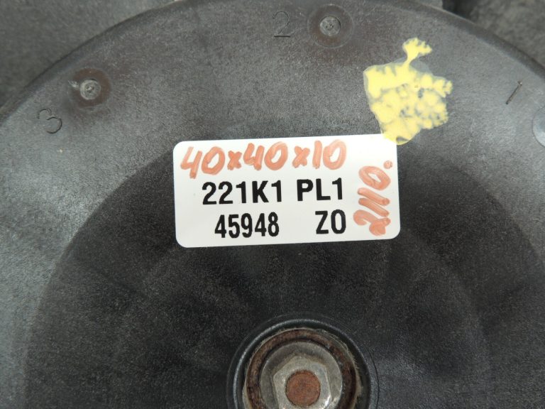 Renault Captur I J87 Elektrisks ventilatora radiators 214816703R