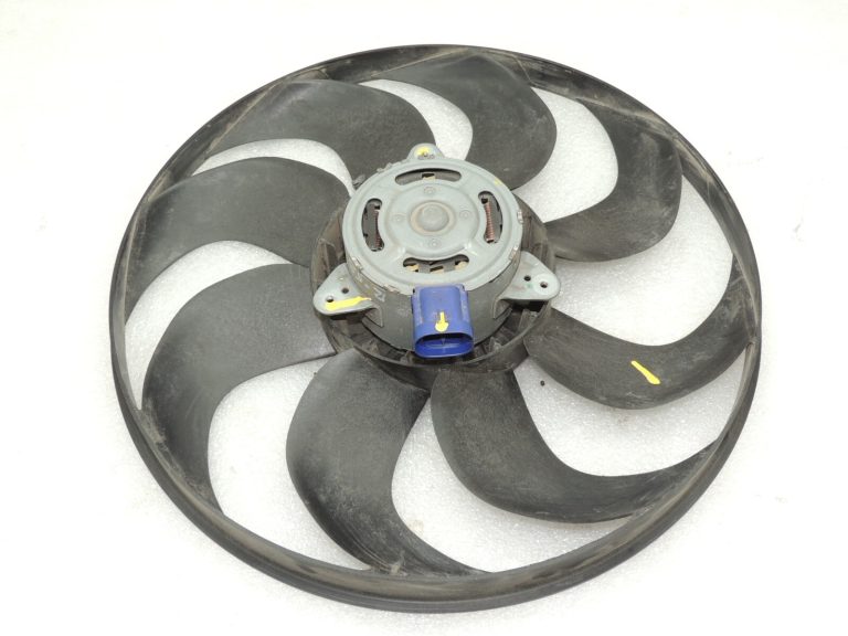Renault Captur I J87 Elektrisks ventilatora radiators 214816703R