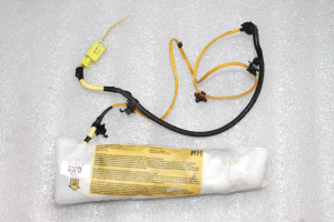 Toyota Yaris P13 Priekšējie labie sēdekļi Pasažieru sēdekļi Drošības modulis 739100D060