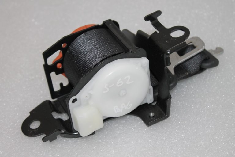Suzuki SX4 II S-Cross JY Drošības josta aizmugurējā centrālā 84985-61M00-5PK, 8498561M005PK