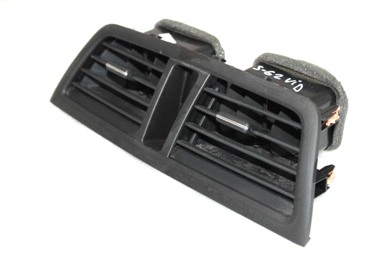 Suzuki SX4 II S-Cross JY instrumentu paneļa ventilācijas centrs 73610-61M00-C48
