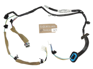 Suzuki SX4 II S-CROSS Aizmugurējā labās puses durvju elektroinstalācijas instalācija 36751-61M00