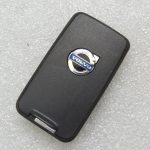 Oriģināla Volvo bezatslēgas atslēga ar melnu tālvadības pulti 434 MHz 30659498