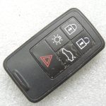 Oriģināla Volvo bezatslēgas atslēga ar melnu tālvadības pulti 434 MHz 30659498