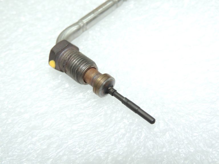 OEM Renault 1.5dci izplūdes gāzu temperatūras sensors 226401704R