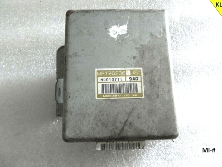 Mitsubishi Pajero II vadības bloks Vadības bloks MR176236 MD010711
