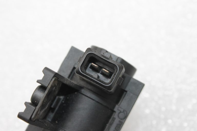 Oriģinālā aprīkojuma Dacia Renault Nissan 1.5 dCi K9K Vakuuma vārsta solenoīda vārsts 149567084R