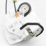 OEM Mazda CX-5 KE durvju slēdzene priekšējā labajā pusē KD53-58-310, KD5358310
