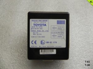Toyota Corolla Verso ZV control unit receiver door control 89741-0F010
