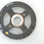Toyota Yaris IV XP210 1.5 HEV 68kW Vibrācijas amortizators 1347015150 13470-15150
