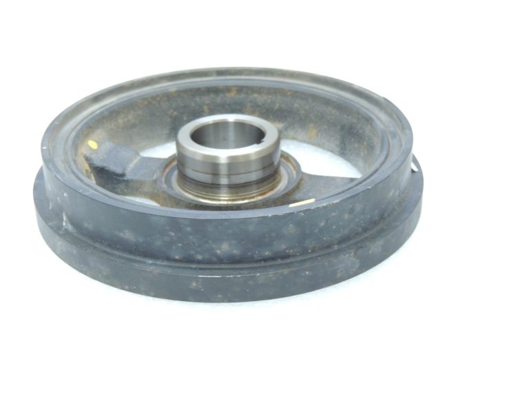 Toyota Yaris IV XP210 1.5 HEV 68kW Vibrācijas amortizators 1347015150 13470-15150