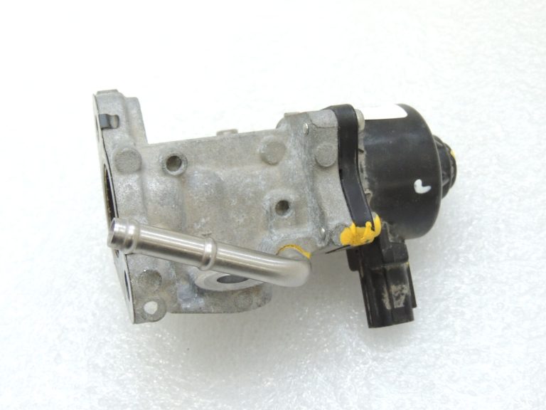 Toyota Yaris IV XP210 1.5 HEV 68kW EGR vārsts EGR vārsts 2562015360 25620-15360