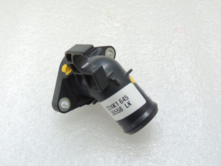 Toyota Yaris IV XP210 1.5 HEV 68kW Ūdens atloks Flansh 16304F3010 16304-F3010