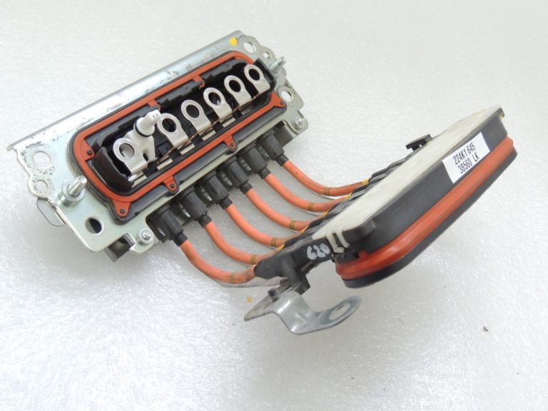 Toyota Yaris IV XP210 1.5 HEV 68kW elektromotora savienojums G1148K0010 G1148-K0010