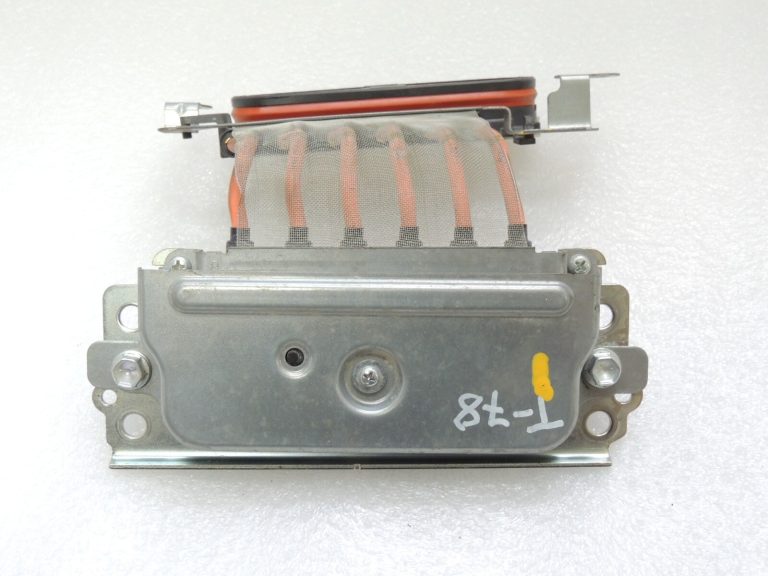 Toyota Yaris IV XP210 1.5 HEV 68kW elektromotora savienojums G1148K0010 G1148-K0010