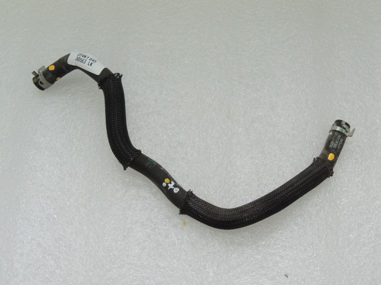 Toyota Yaris IV XP210 1.5 HEV ūdens caurule EGR dzesēšanas caurule 16281F303030