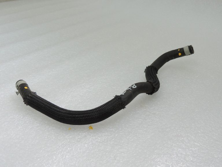 Toyota Yaris IV XP210 1.5 HEV ūdens caurule EGR dzesēšanas caurule 16281F303030