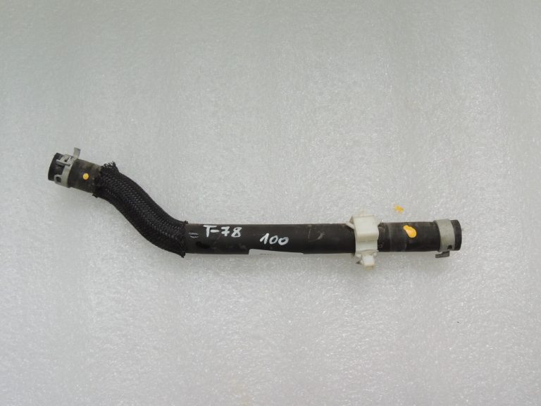 Toyota Yaris IV XP210 1.5 HEV ūdens caurule EGR dzesēšanas caurule 16281K0060