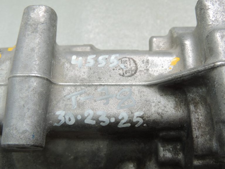 Toyota Yaris IV XP210 1.5 HEV Gaisa kondicionēšanas kompresors AC kompresors 88370K0010