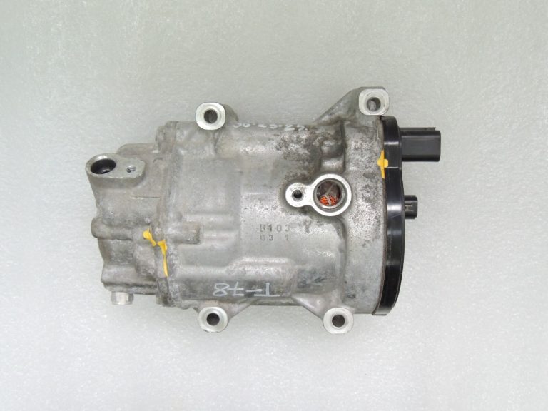 Toyota Yaris IV XP210 1.5 HEV Gaisa kondicionēšanas kompresors AC kompresors 88370K0010