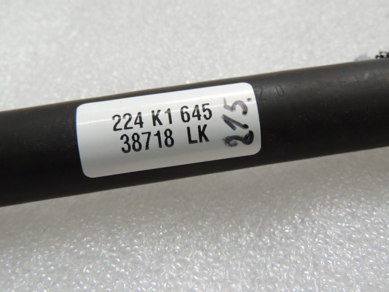 Toyota Yaris IV XP210 1.5 HEV 68kW Ūdens caurules šļūtene 87242K0030 87242-K0030