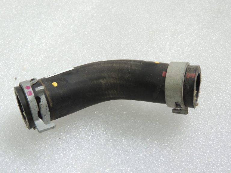 Toyota Yaris IV XP210 1.5 HEV 68kW Ūdens caurules šļūtene 16282K0060 16282-K0060