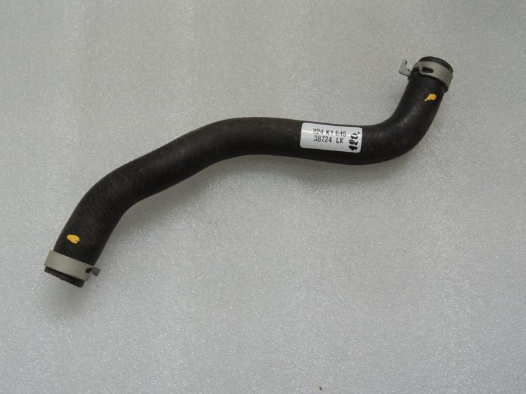 Toyota Yaris IV XP210 1.5 HEV 68kW Ūdens caurules šļūtene 87245-52390 8724552390