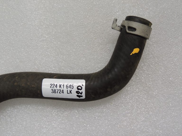 Toyota Yaris IV XP210 1.5 HEV 68kW Ūdens caurules šļūtene 87245-52390 8724552390